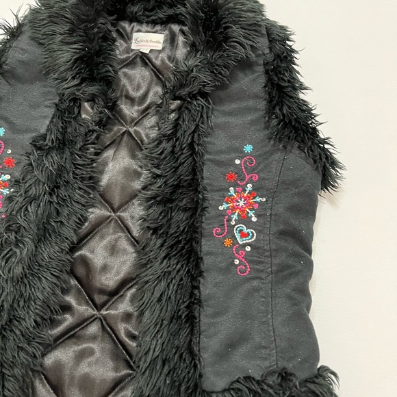 Lullah Bette - Y2K faux fur embroidered vest - size 6/7 - Picture 4 of 7